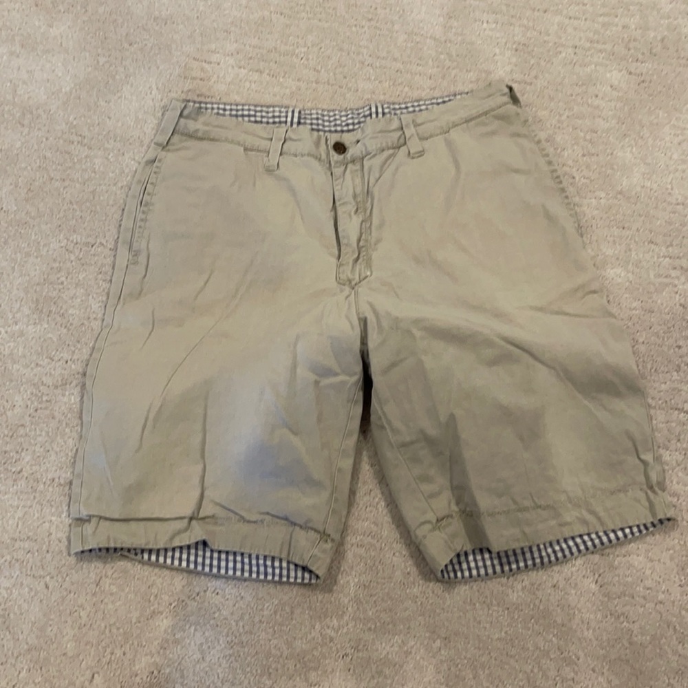 Men’s reversible khaki shorts! SIZE 36